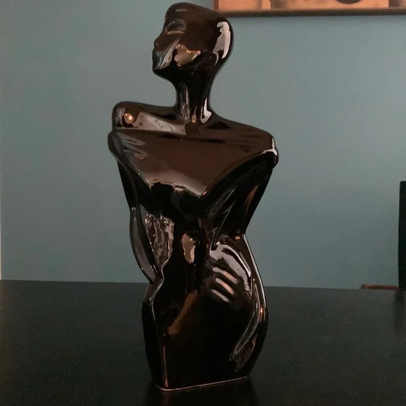 Vintage Mid Century Ceramic Shiny Glaze Female Figurine - Picture 8 of 13